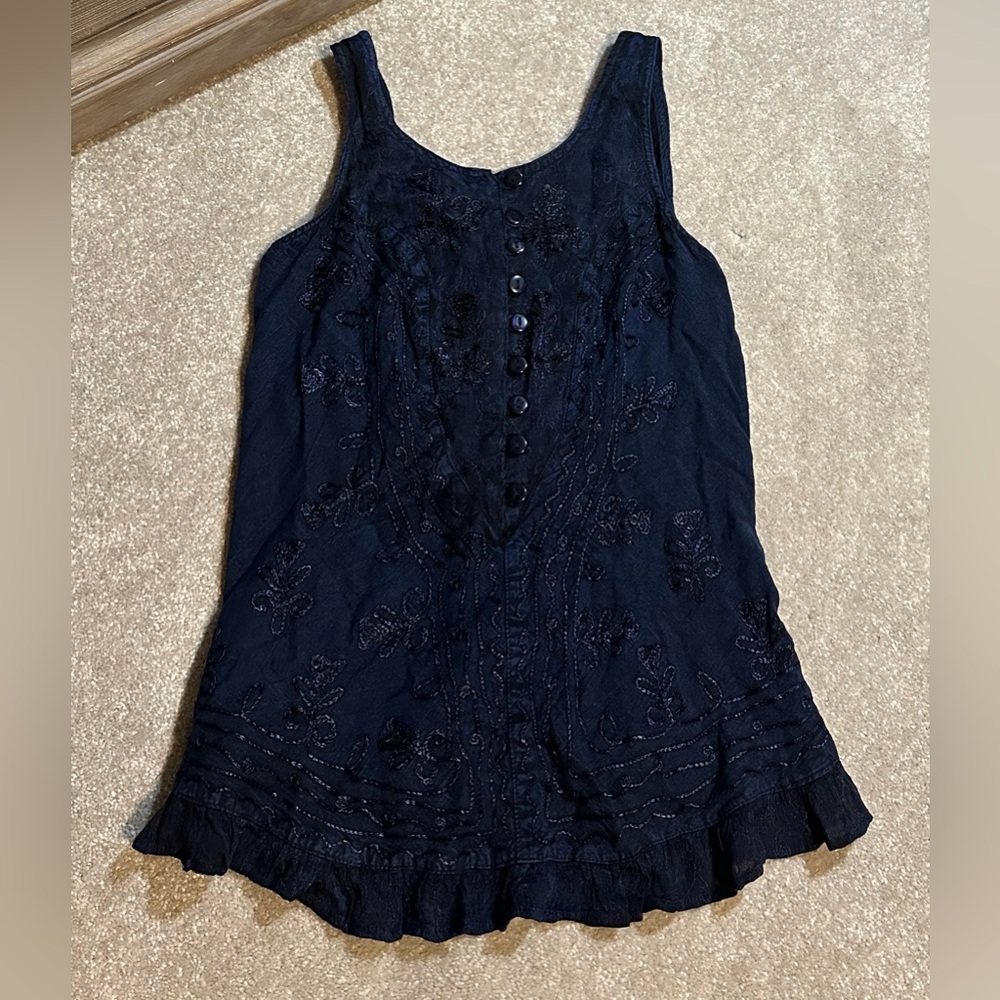 Women’s Dark Blue Boho Boutique High Low Embroidered Floral Tank Top size Small